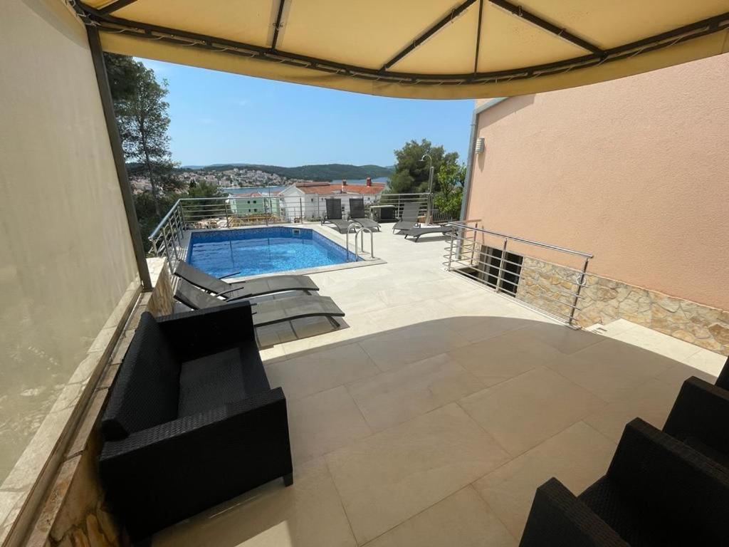 Villa Maja โตรกีร์ ภายนอก รูปภาพ