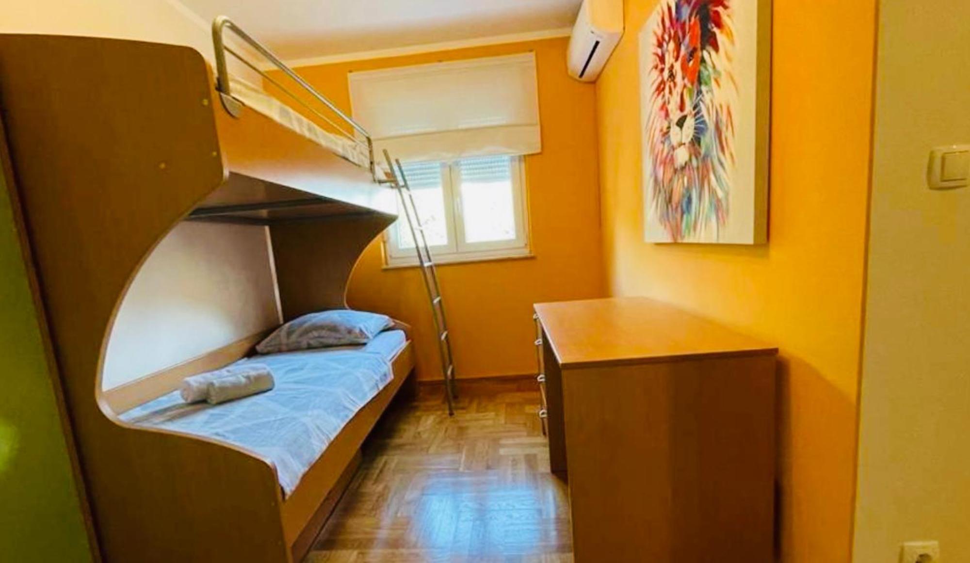 Villa Maja โตรกีร์ ภายนอก รูปภาพ