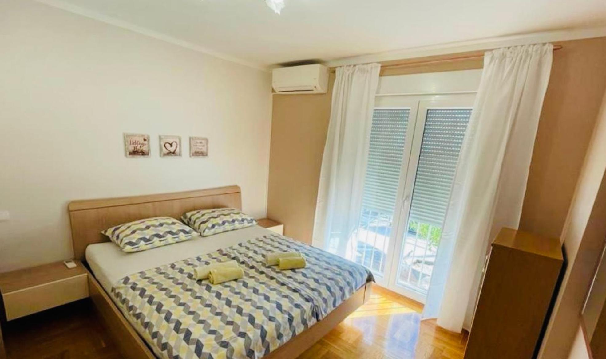 Villa Maja โตรกีร์ ภายนอก รูปภาพ